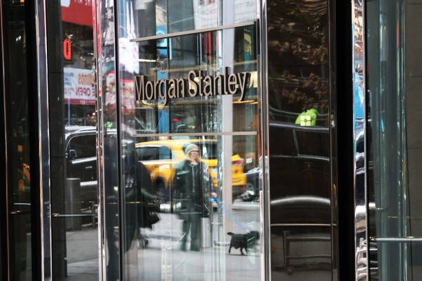 Morgan Stanley-ის აღმასრულებელი დირექტორი თანამდებობას ტოვებს