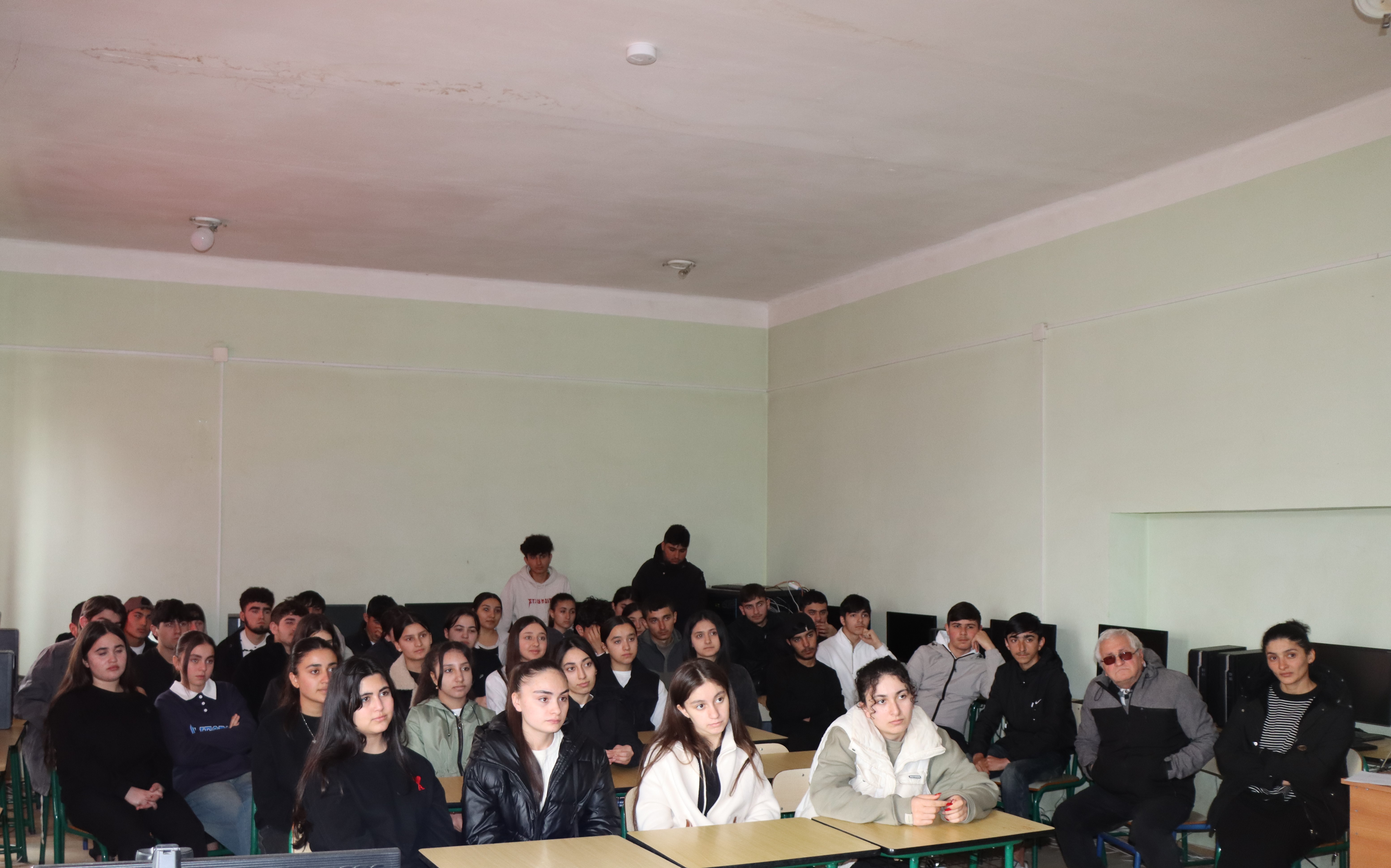 GCCA-ის ორგანიზებით კახეთის რეგიონის სკოლის წარმომადგენლებთან შეხვედრები გაიმართა