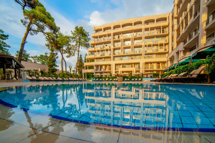 როგორ ემზადება Georgia Palace Hotel & Spa ზაფხულის ტურისტული სეზონისთვის და რა სიახლეები დახვდებათ სასტუმროს სტუმრებს
