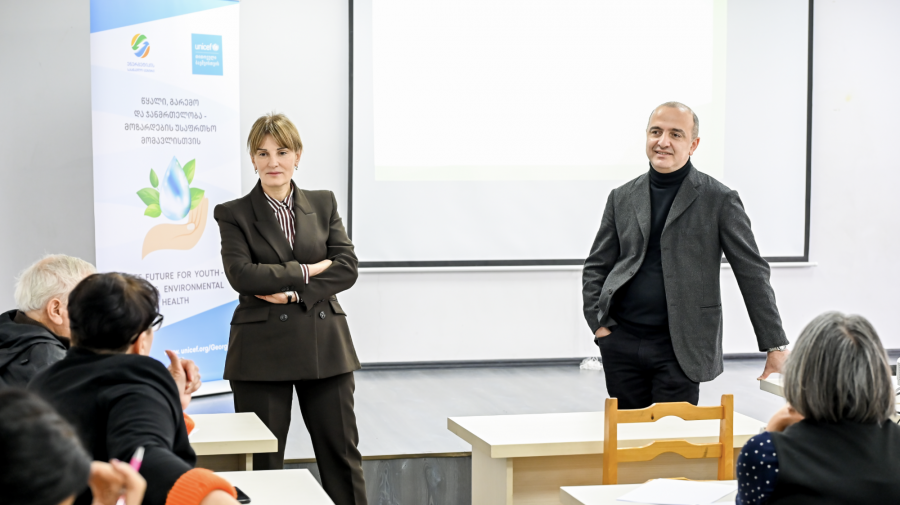 ენერგეტიკის სასწავლო ცენტრის წარმომადგენლები ქუთაისის სკოლების დირექტორებს შეხვდნენ