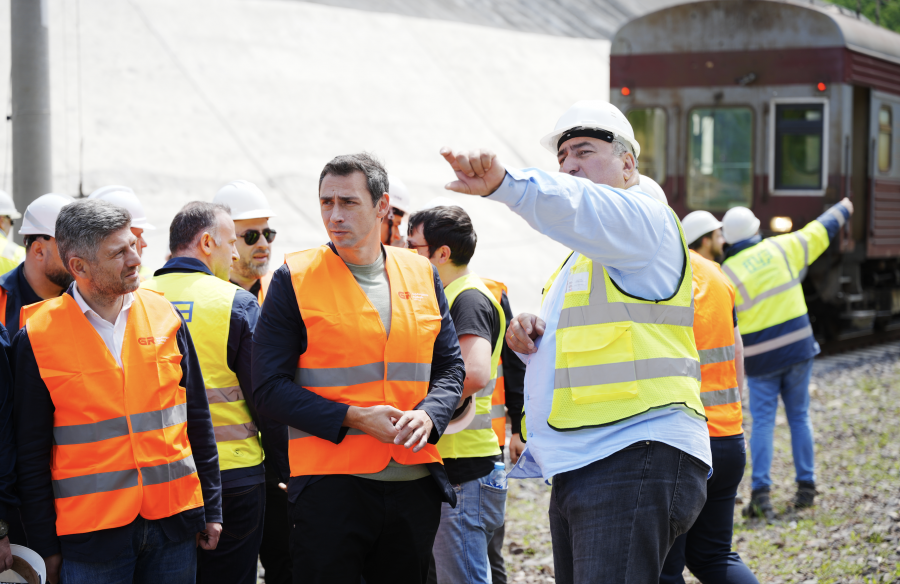 საქართველოს რკინიგზის გენერალური დირექტორი, ლაშა აბაშიძე მოდერნიზაციის პროექტის სწრაფად დასრულებას აანონსებს