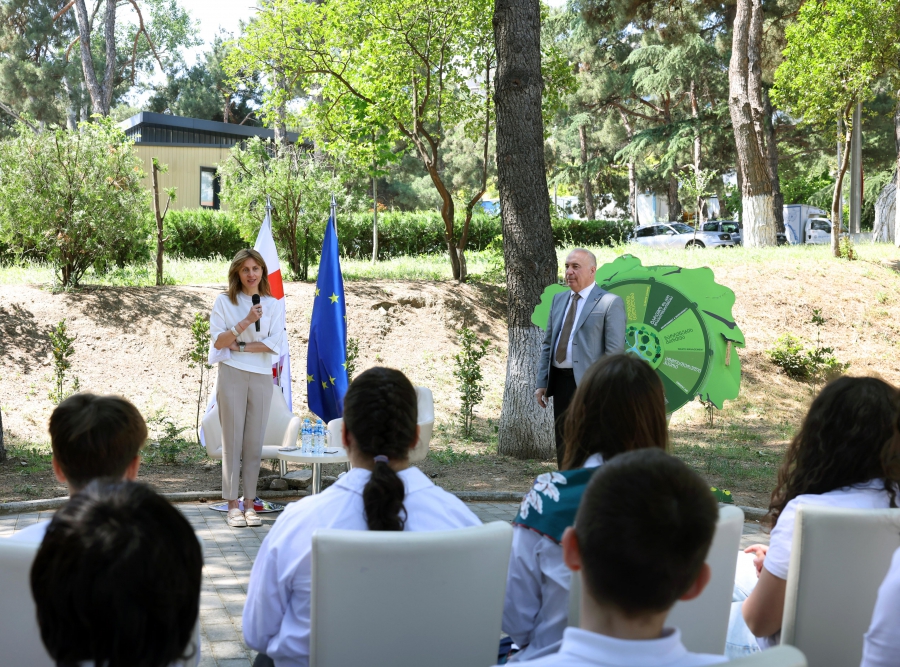 გარემოს დაცვის მსოფლიო დღე გარემოსდაცვითი ინფორმაციისა და განათლების ცენტრმა მოსწავლეებთან ერთად აღნიშნა