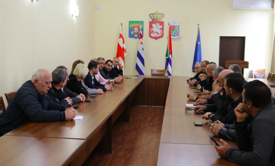 აზიურ ფაროსანასთან ბრძოლის მართვის ცენტრის წარმომადგენლებმა ადგილობრივ თვითმმართველობებს მონიტორინგის შედეგები გააცნეს