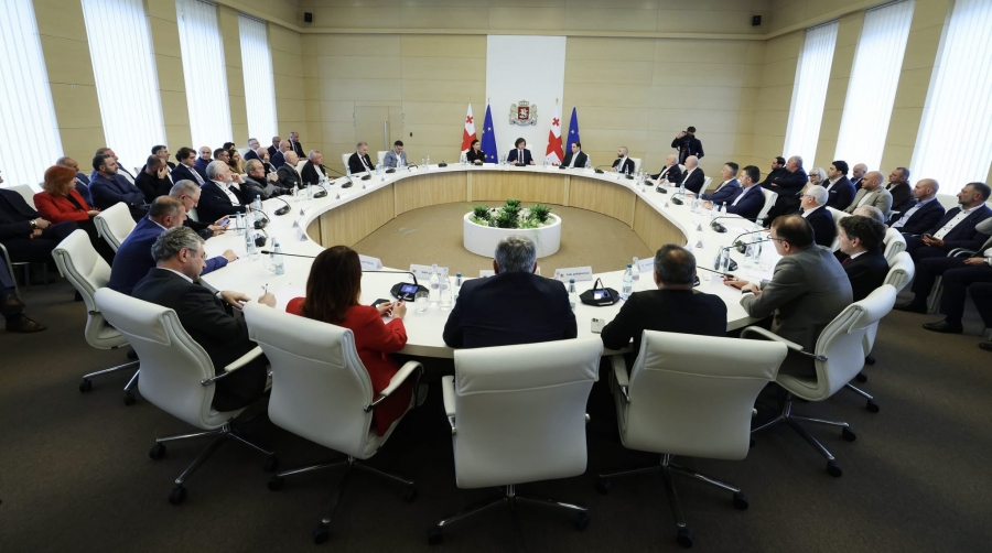 ირაკლი კობახიძე ბიზნესსექტორის წარმომადგენლებს შეხვდა