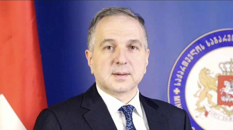 საფრანგეთის რესპუბლიკაში საქართველოს საგანგებო და სრულუფლებიან ელჩად და იუნესკოში საქართველოს მუდმივ წარმომადგენლად ირაკლი ყურაშვილი დაინიშნა