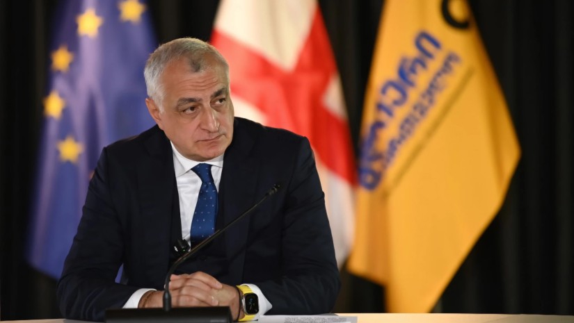 მიმდინარეობს მამუკა ხაზარაძის მიერ დეკლარირებულ შემოწირულებებთან დაკავშირებული გარემოებების შესწავლა, რათა სრული სურათი შეიქმნას პოლიტიკური კორუფციის შესაძლო რისკებთან დაკავშირებით - ანტიკორუფციული ბიურო