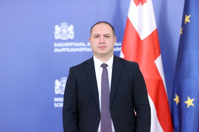 გვაქვს მუდმივი კომუნიკაცია ბიზნესთან - გივი მიქანაძე კვალიფიციური კადრების დეფიციტზე