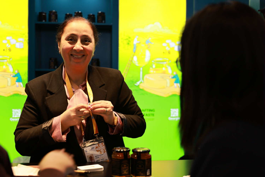 მოსწონთ ჩვენი თაფლი და ძალიან დიდი იმედი გვაქვს, რომ შემოვალთ ბაზარზე - კომპანია AGI - ის წარმომადგენელი CIIE 2025-ზე