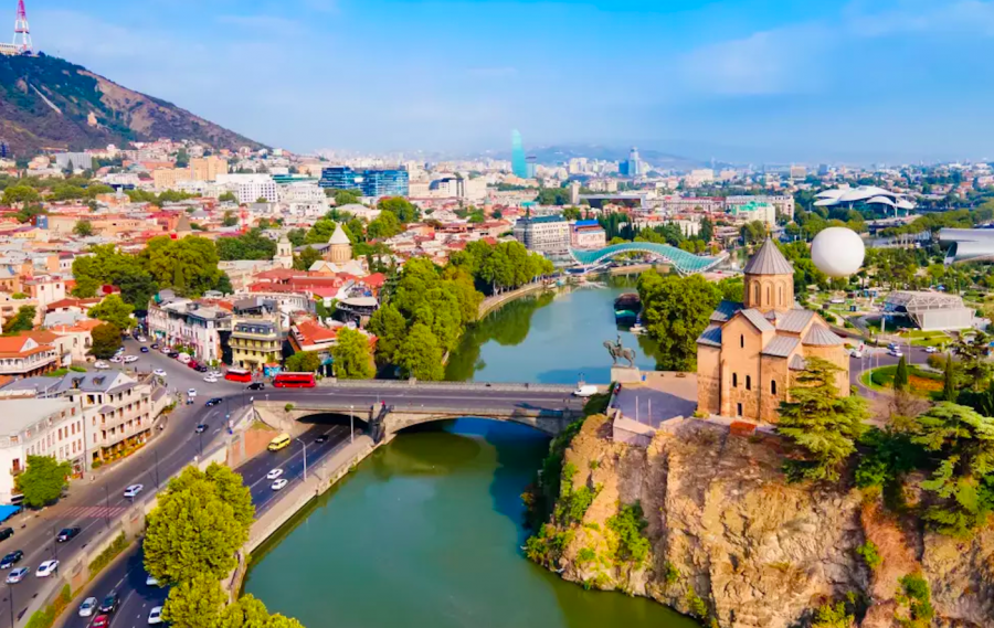 ასი ათასი მოწამის ხსენების დღისადმი მიძღვნილo ღონისძიების გამო, მეტეხის ხიდზე მოძრაობა შეიზღუდება