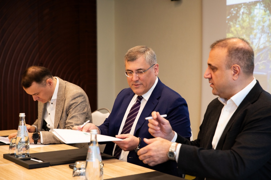 რაც შეეხება Eagle Hills-ის მიერ განსახორციელებელ ინვესტიციას საქართველოში ამასთან დაკავშირებით შემიძლია ერთი რამ გითხრათ, რომ ქვეყანაში საცხოვრებელი უძრავი ქონების მიმართ ინტერესი საკმაოდ მაღალია - ირაკლი ბურდილაძე