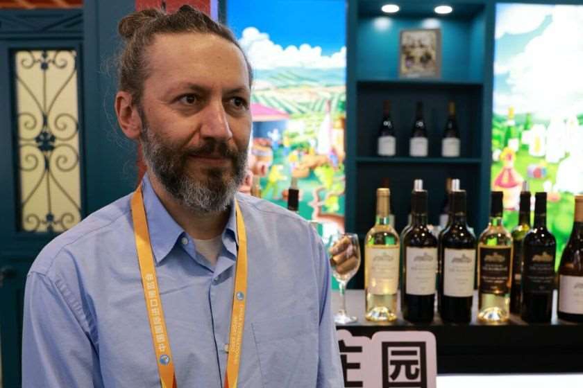 შატო მუხრანის წარმომადგენელი: წლევანდელ გამოფენაზე ქართული ღვინის მიმართ ინტერესი საკმაოდ მაღალია