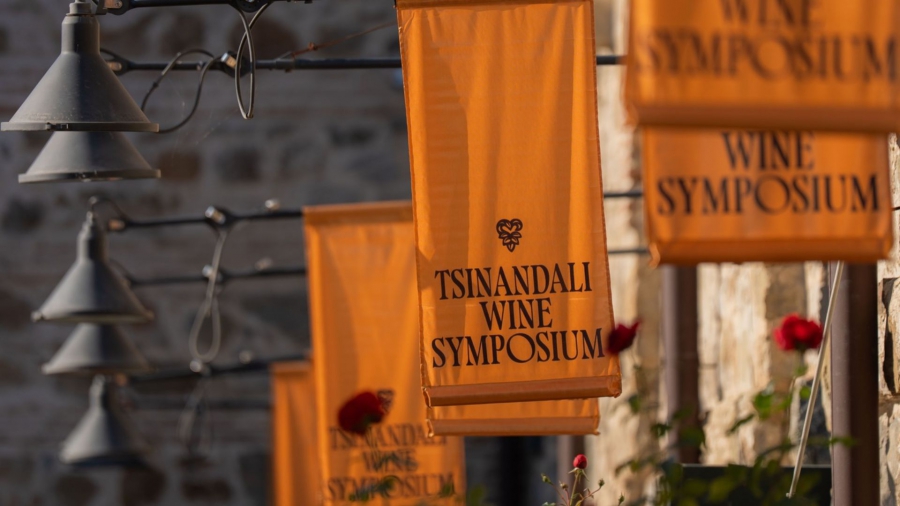 წინანდლის მამულში ღვინის სიმპოზიუმი გაიმართა