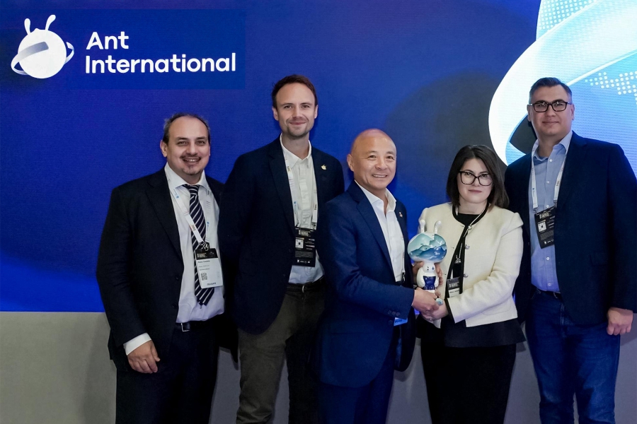 ნინო ჯელაძე მსოფლიოს წამყვანი ფინტექ კომპანია Ant International-ის უფროს ვიცე-პრეზიდენტს შეხვდა