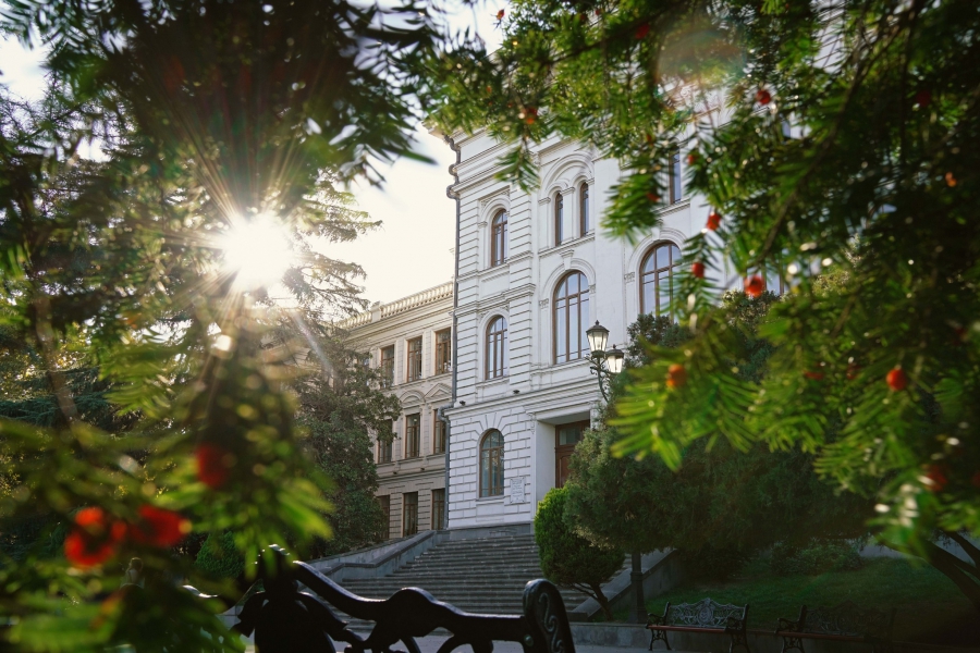 2026 წლიდან სახელმწიფო უნივერსიტეტებში ჩარიცხულ ყველა სტუდენტს სწავლას სრულად დაუფინანსებს სახელმწიფო, ანუ მათთვის სწავლა იქნება უფასო - გივი მიქანაძე