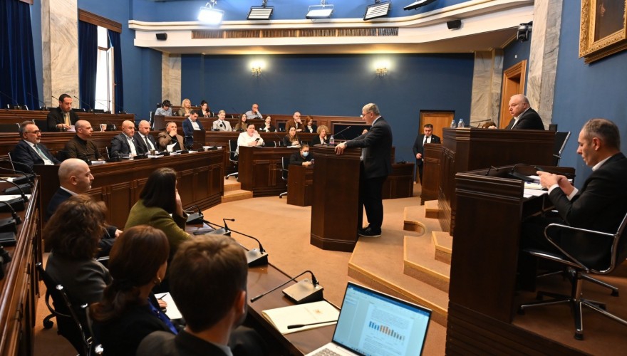 საფინანსო-საბიუჯეტო კომიტეტმა „საქართველოს 2026 წლის სახელმწიფო ბიუჯეტის შესახებ“ კანონპროექტის საბოლოო ვარიანტს მხარი დაუჭირა