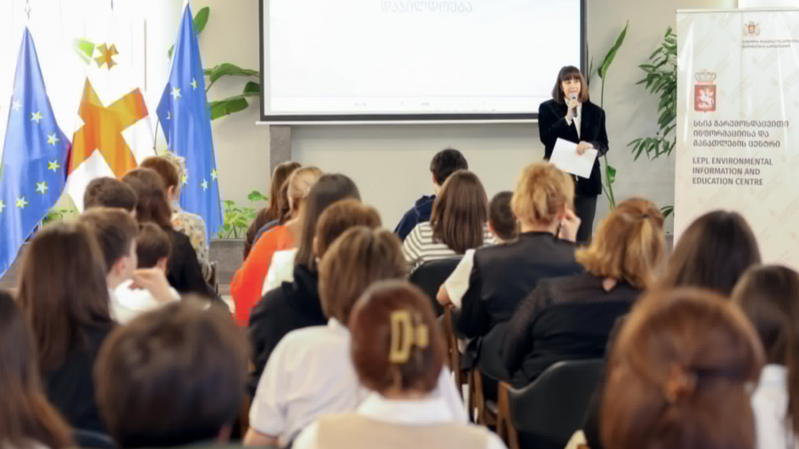 სკოლის მოსწავლეებისთვის გამართული კონკურსის „ტყე ჩემი სიცოცხლის წყარო“ გამარჯვებულები დაჯილდოვდნენ