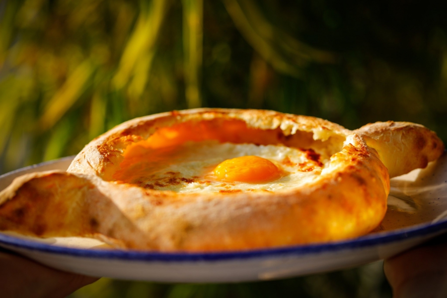 საუკეთესო ღვეზელებს შორის პირველ ადგილს აჭარული ხაჭაპური იკავებს - TasteAtlas რეიტინგი