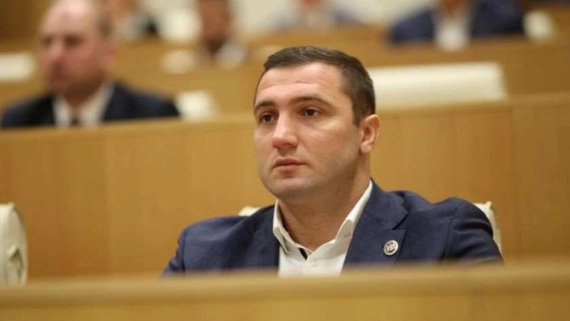 ახალგაზრდული მიმართულება ერთ-ერთი მთავარი პრიორიტეტია, რადგანაც, ნებისმიერი პოლიტიკური ძალის გრძელვადიანი წარმატების გზა, სწორედ ძლიერ, მყარ, აქტიურ და განვითარებაზე ორიენტირებულ ახალგაზრდულ ორგანიზაციაზე გადის - ვარლამ ლიპარტელიანი