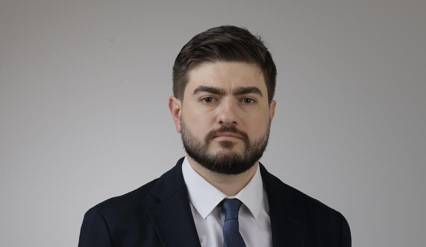 საქართველოს კონკურენციისა და მომხმარებლის დაცვის სააგენტომ სამშენებლო ზედამხედველობის მიმართულებით, 2022-2025 წლებში გამოცხადებულ ტენდერებში მონაწილე 11 კომპანიის მიმართ სავარაუდო შეთანხმებული ქმედებების ფაქტებზე მოკვლევა დაიწყო