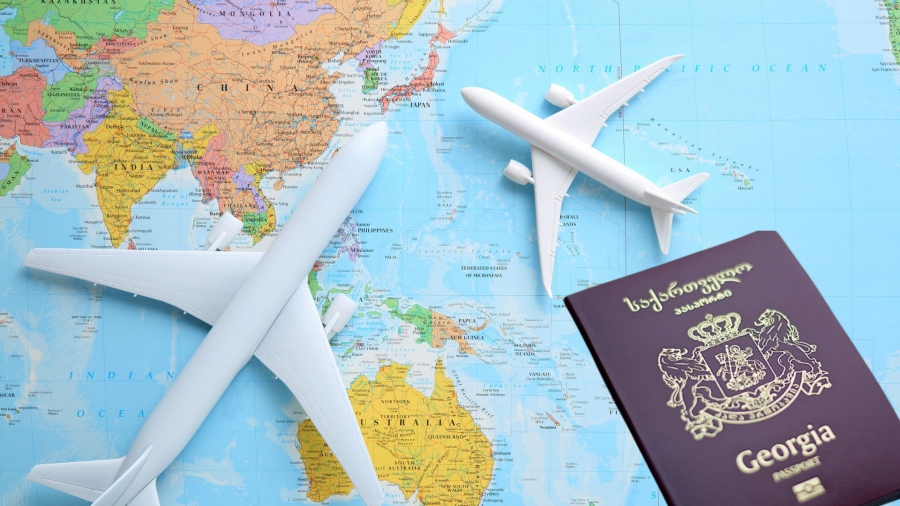 Passport Index-ის 2026 წლის რეიტინგის მიხედვით, საქართველოს მეზობელ ქვეყნებთან შედარებით ყველაზე ძლიერი პასპორტი აქვს - საქართველო მსოფლიო რეიტინგში 33-ე ადგილს იკავებს