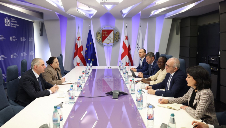 ფინანსთა მინისტრი ლაშა ხუციშვილი მსოფლიო ბანკის ევროპისა და ცენტრალური აზიის ინფრასტრუქტურის რეგიონულ დირექტორს შეხვდა