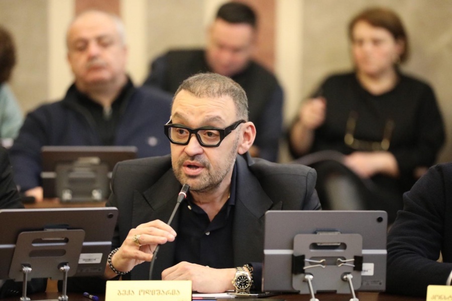 ისეთი სახელდებები, რომლებიც ჩვენს ისტორიასთან და დღევანდელობასთან აბსოლუტურ წინააღმდეგობაში მოდის, უნდა გადაფასდეს - ბექა ოდიშარია