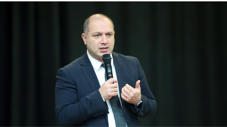 ძალიან პრაგმატული, სწორი ნაბიჯებით მივდივართ, თუმცა ძალიან ბევრი მიმართულება კიდევ განსავითარებელი და დასახვეწი გაქვს - განათლების მინისტრი