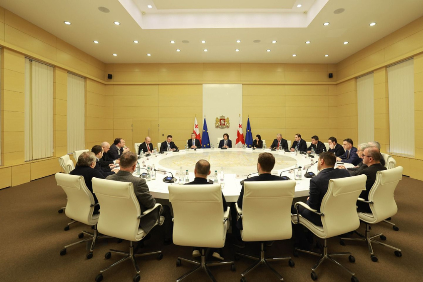 Georgian PM meets retail chains to discuss reducing food prices