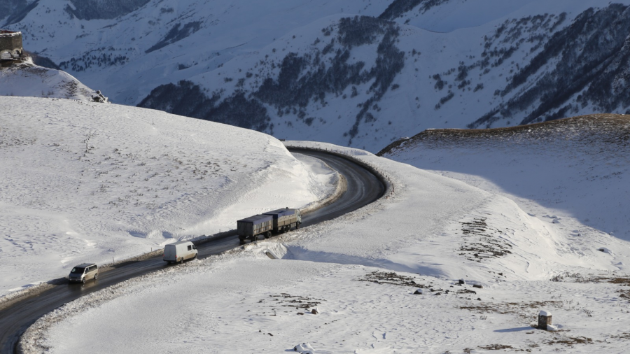 გუდაური (ფოსტა) - კობის მონაკვეთზე მისაბმელიანი და ნახევრადმისაბმელიანი ავტოტრანსპორტის მოძრაობა აღდგა