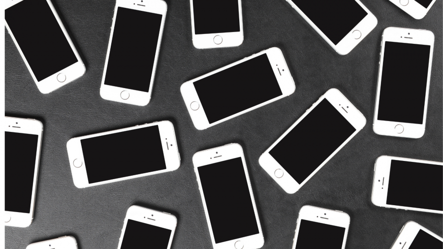 9 იანვარი - სტივ ჯობსმა მსოფლიოს პირველი iPhone წარუდგინა