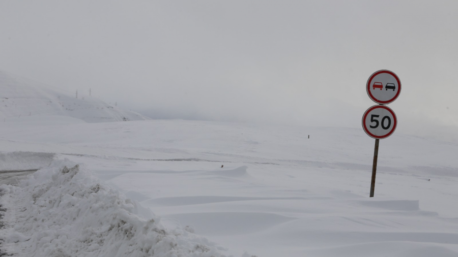 გუდაური (ფოსტა) – კობის მონაკვეთზე ზვავსაშიშროების საფრთხის დონე მაღალია - აღნიშნულ მონაკვეთზე აკრძალულია ყველა სახის ავტოტრანსპორტის მოძრაობა