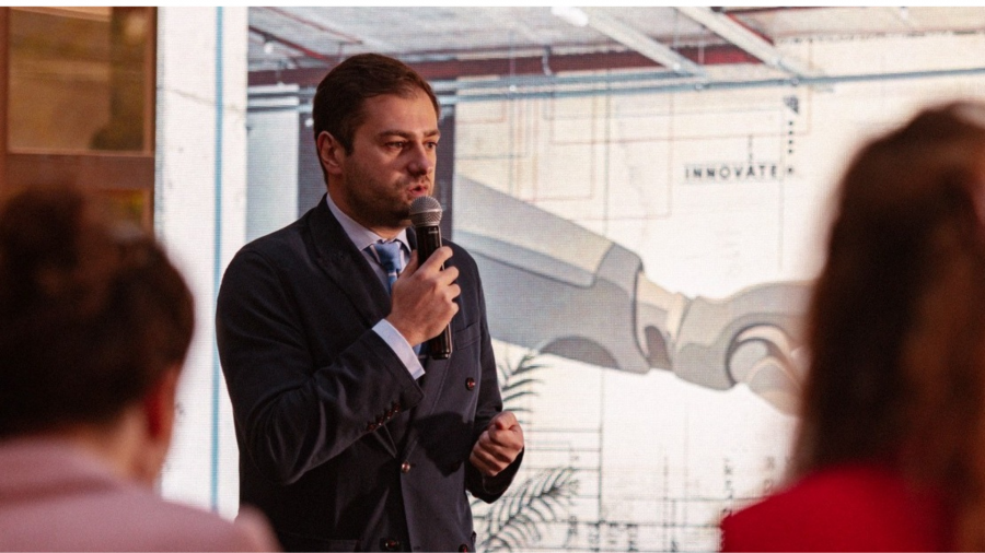 საქართველო ნელ-ნელა ჩნდება რუკაზე როგორც ტექნოლოგიის მომსახურებისა და მაღალი კვალიფიკაციის კადრების მიმწოდებელი ქვეყანა - თორნიკე სულაბერიძე