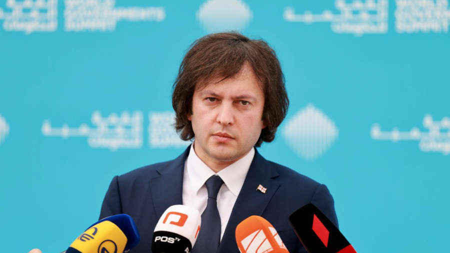 მსოფლიო მთავრობათა სამიტზე მქონდა საუბარი, თუ როგორ ვითარდება ჩვენი ქვეყანა, როგორია ეკონომიკური ტენდენციები, რა ვითარებაა ჩვენს ქვეყანაში და ჩვენს გარშემო შექმნილი - პრემიერი