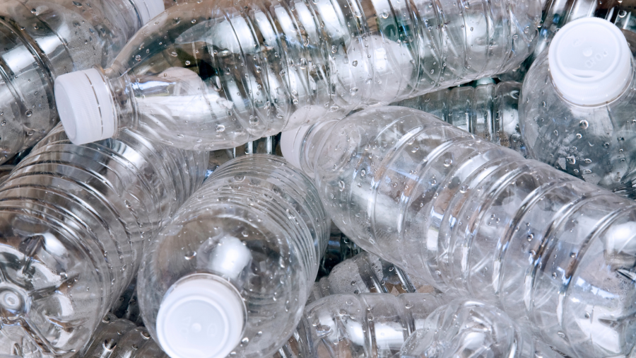 პლასტიკის მოხმარებასთან არის დაკავშირებული ძალიან ბევრი დაავადების მომრავლება, თუმცა, ამასთან ერთად მნიშვნელოვანია ეკონომიკური ასპექტები და ჩვენ უნდა მივიღოთ დაბალანსებული გადაწყვეტილება - პრემიერი