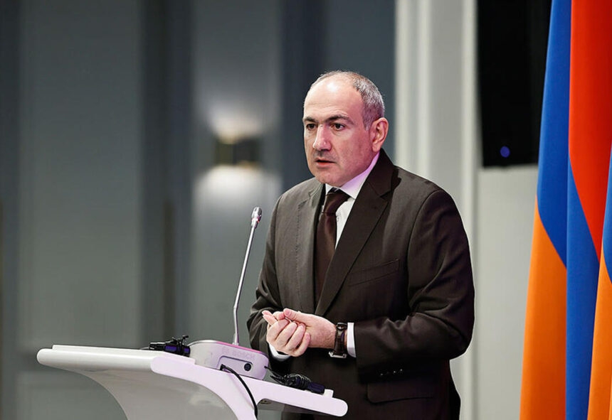 მინდა მადლობა გადავუხადო ირაკლი კობახიძეს. ის პირადად უჭერს მხარს სომხეთსა და აზერბაიჯანს შორის მშვიდობის პროცესს, დღეს სომხეთი და აზერბაიჯანი აყალიბებენ კავშირებს საქართველოს დახმარებითა და ხელშეწყობით - ნიკოლ ფაშინიანი