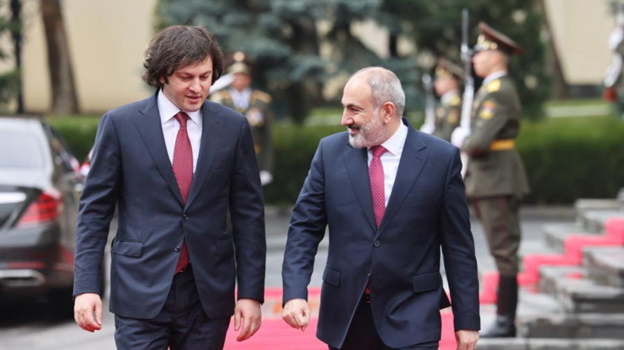 დღეს ირაკლი კობახიძისა და ნიკოლ ფაშინიანის პირისპირ შეხვედრაა დაგეგმილი