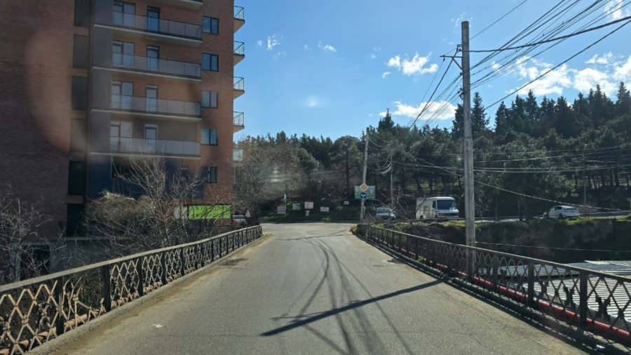 მდინარე დიღმურაზე, თეთრი დუქნის ქუჩაზე ახალი ხიდის მშენებლობა იწყება