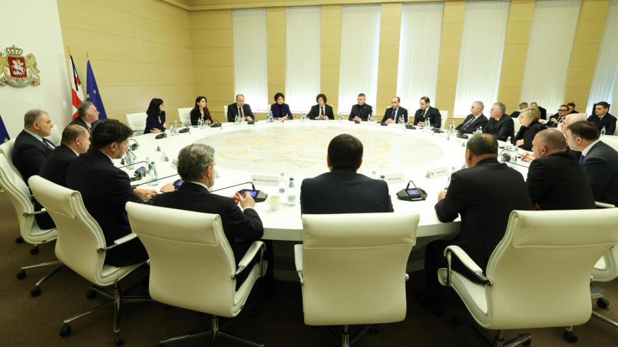 შეიქმნება სახელმწიფო კომისია, რომელიც პატრიარქის დაკრძალვის საორგანიზაციო საკითხებზე იმუშავებს - ასევე, საქართველოს ხელისუფლების წარმომადგენლები ჩაერთვებიან საპატრიარქოს კომისიის მუშაობაში l საქართველოს მთავრობა