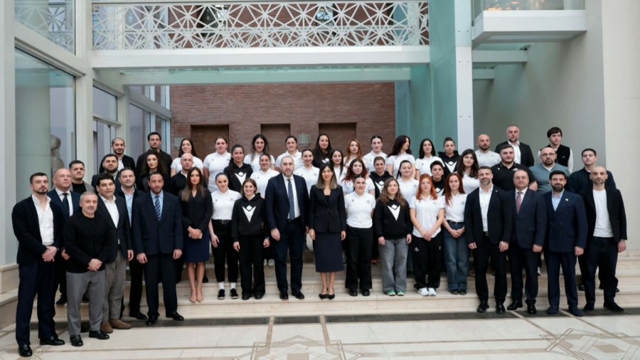 საკრებულოში ქალ მორაგბეთა ეროვნულ ნაკრებს უმასპინძლეს