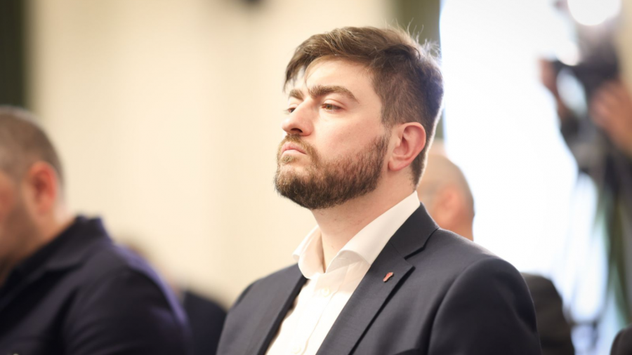 საქართველოს პარლამენტმა 2026 წლის პირველ აპრილს დააინიცირა საკანონმდებლო ცვლილებების პაკეტი, რომელიც შეეხება „შრომითი მიგრაციის შესახებ“ საქართველოს კანონსა და „უცხოელთა და მოქალაქეობის არმქონე პირთა სამართლებრივი მდგომარეობის შესახებ“ საქართველოს კანონში შესატან ცვლილებებს