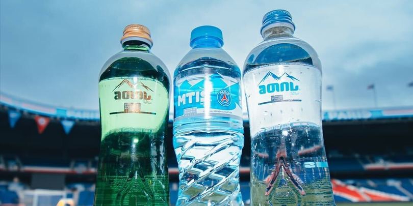 დაიხარჯე - შეივსე - პარი სერ ჟენმენის (Paris Saint-Germain) ვარსკვლავები წყალი მთის ახალ კამპანიაში