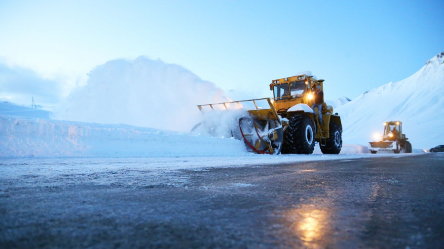 გუდაური (ფოსტა) – კობის მონაკვეთზე მისაბმელიანი და ნახევრად მისაბმელიანი ავტოტრანსპორტის მოძრაობა აკრძალულია