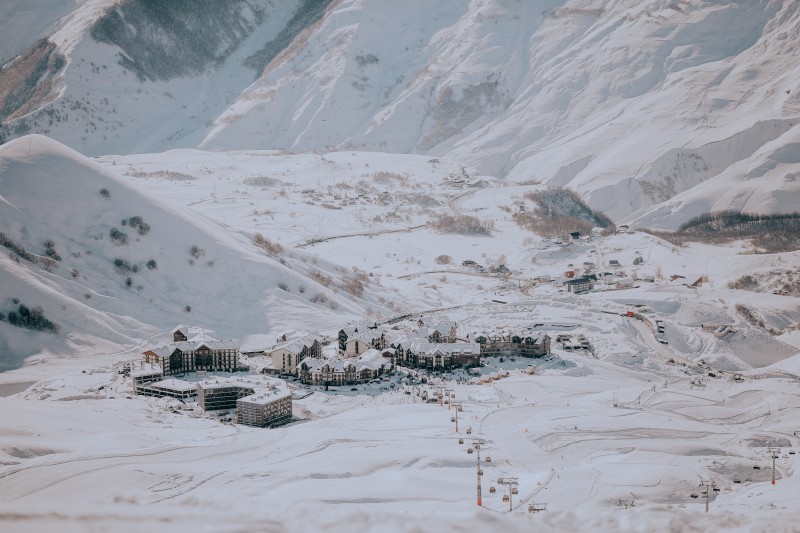 2024 წლის დეკემბერში, საქართველოში, Airbnb-ზე რეგისტრირებული განთავსების ობიექტების დატვირთულობა 2023 წლის დეკემბერთან შედარებით გაიზარდა