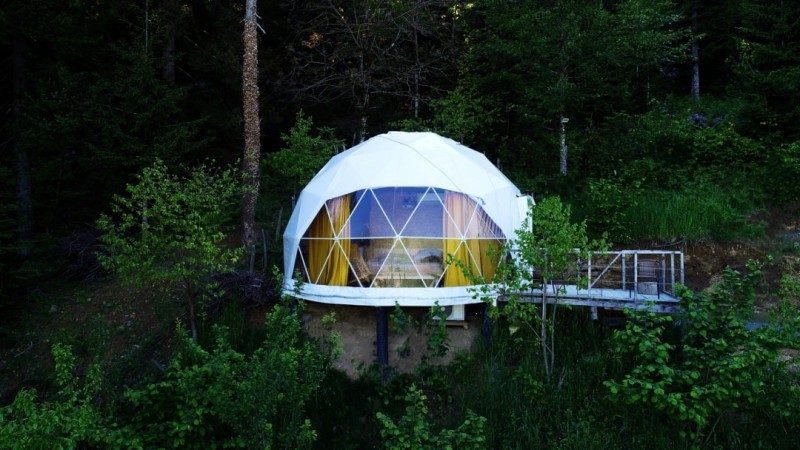 მოთხოვნა არატურისტულ სეზონზეც მაღალია - Ajara Glamping-ი გაფაროვდა