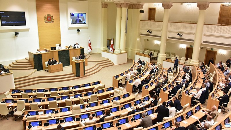 პარლამენტი დღეს პრეზიდენტის ვეტოს დაძლევას უყრის კენჭს