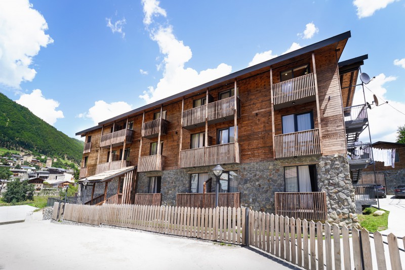 სვანეთში წელს ნაკლები ევროპელი ტურისტი ჩამოვიდა - სასტუმრო ,,ლაჰილი