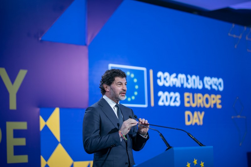 რუსეთთან პირდაპირი ფრენების აღდგენა საქართველოს ევროპულ მომავალს არ ეწინააღმდეგება - კახა კალაძე