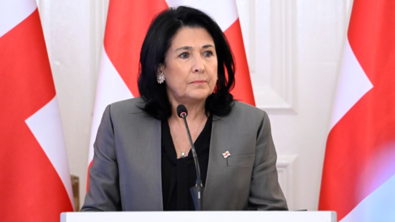 ვამაყობ ჩვენი ხალხით, რომელმაც მშვიდობიანად გააპროტესტა რუსეთის ახალი პროვოკაცია - სალომე ზურაბიშვილი