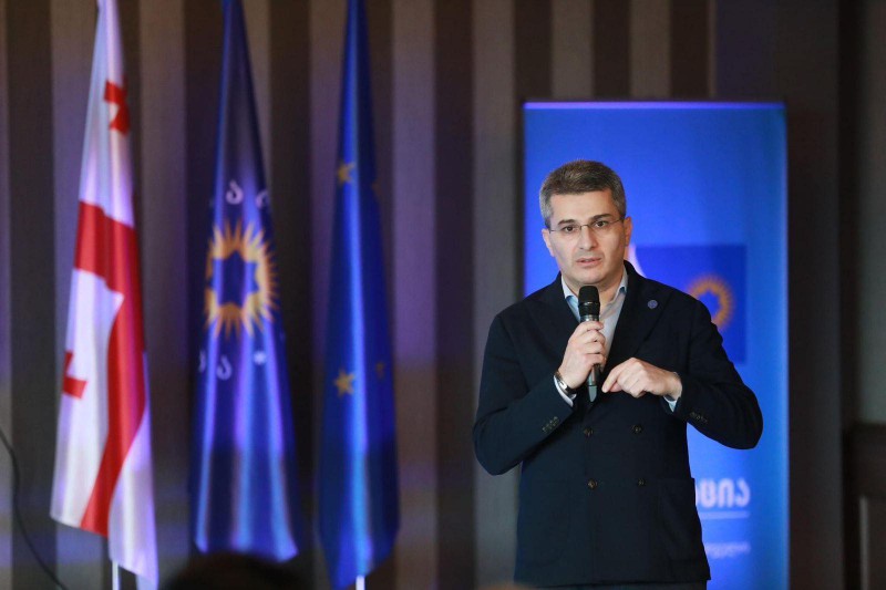 ტრაგედიით სარგებლობის, მავნებლობისა და თაღლითობის ის მასშტაბი, რასაც ორი დღე ვხედავთ, მართლა წარმოუდგენელია - მამუკა მდინარაძე