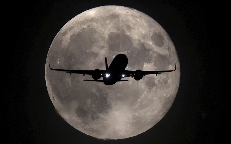 რუსული ავიაკომპანიის Boeing 737 ავარიულად დაეშვა